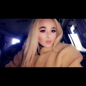 Meet your Posher, Lacie